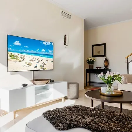 Sol Vista Penthouse Ref #93